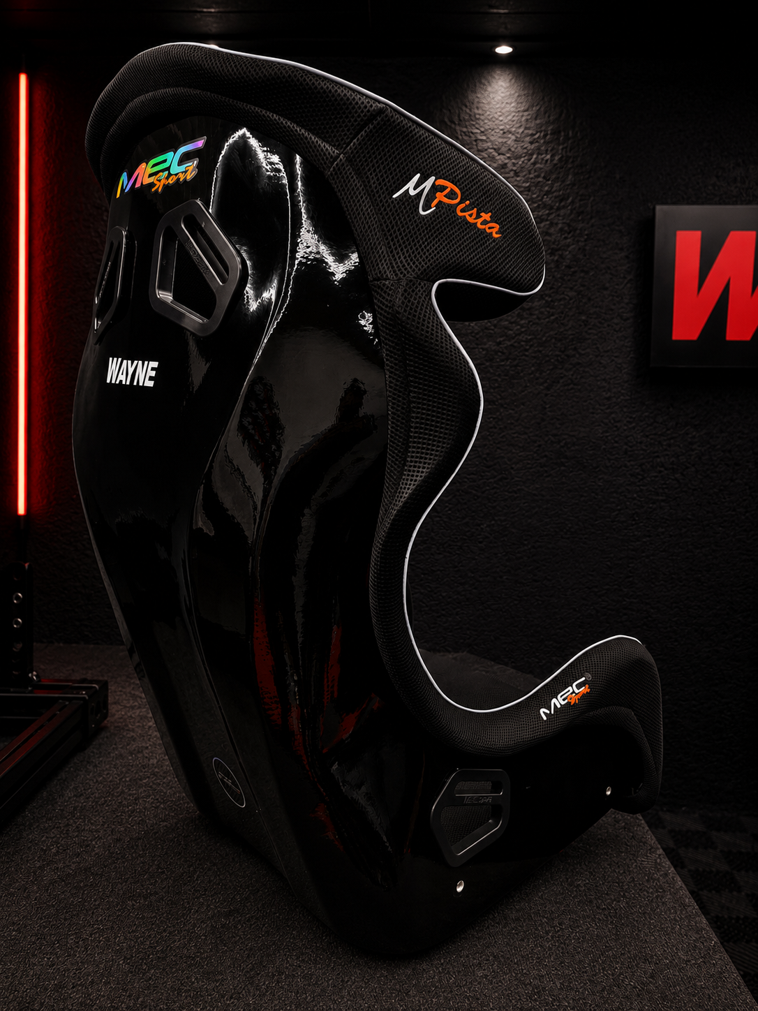 Butaca Deportiva MEC Sport Wayne Sim Racing vista tres cuartos
